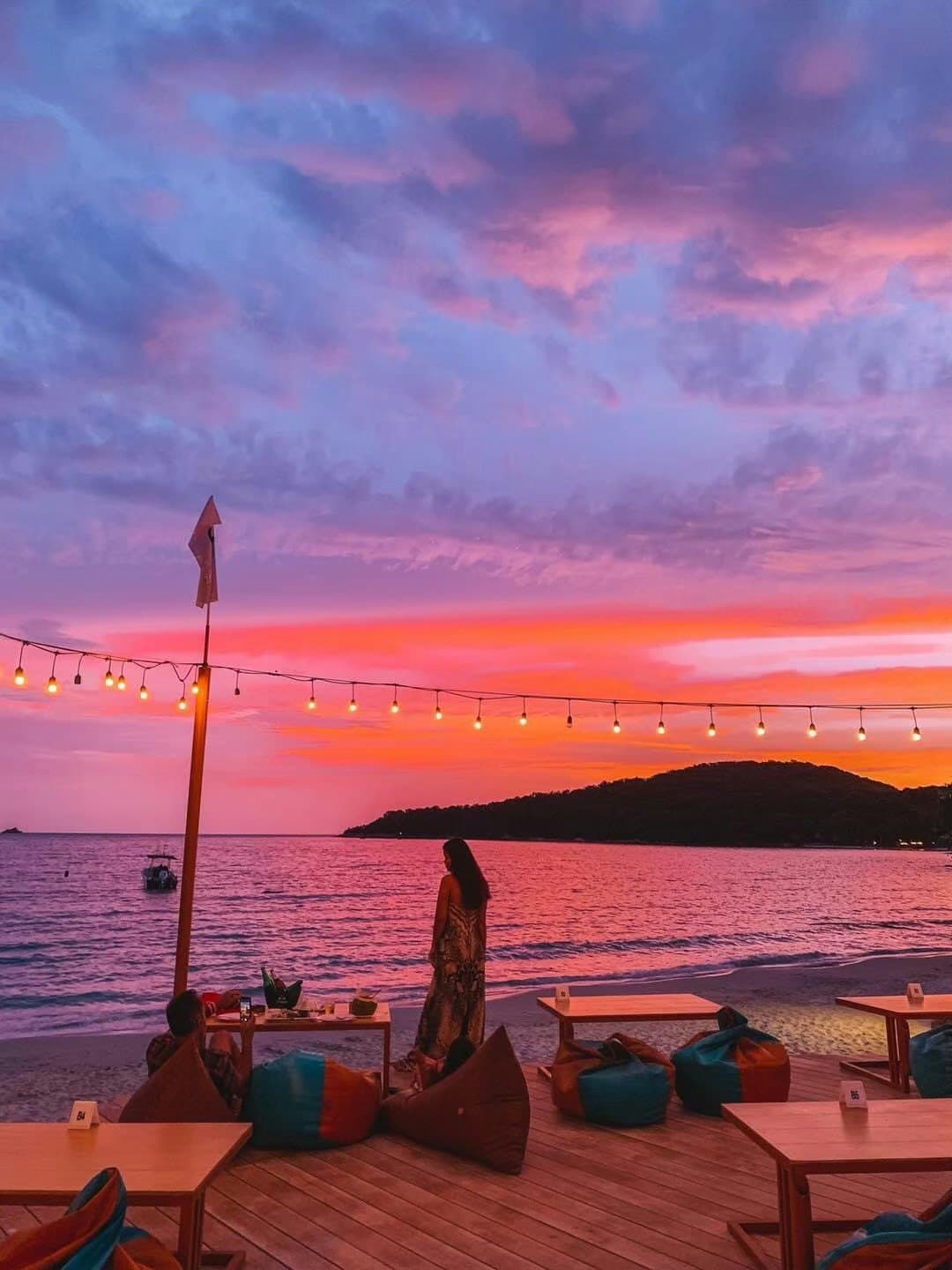 Feel Good — Restaurant & Bar by the Sea